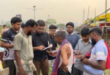 হাম প্রতিরোধ সচেতনতায় ছাত্রদলের লিফলেট বিতরণ হাম প্রতিরোধ সচেতনতায় ছাত্রদলের লিফলেট বিতরণ